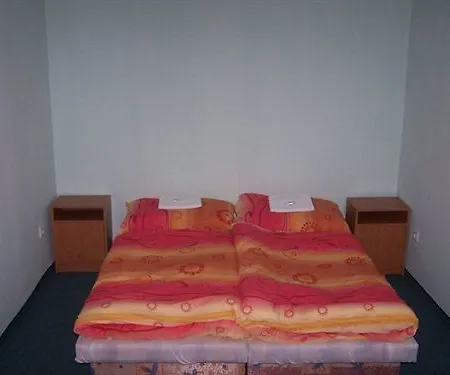 招待所 Berg 布拉迪斯拉发